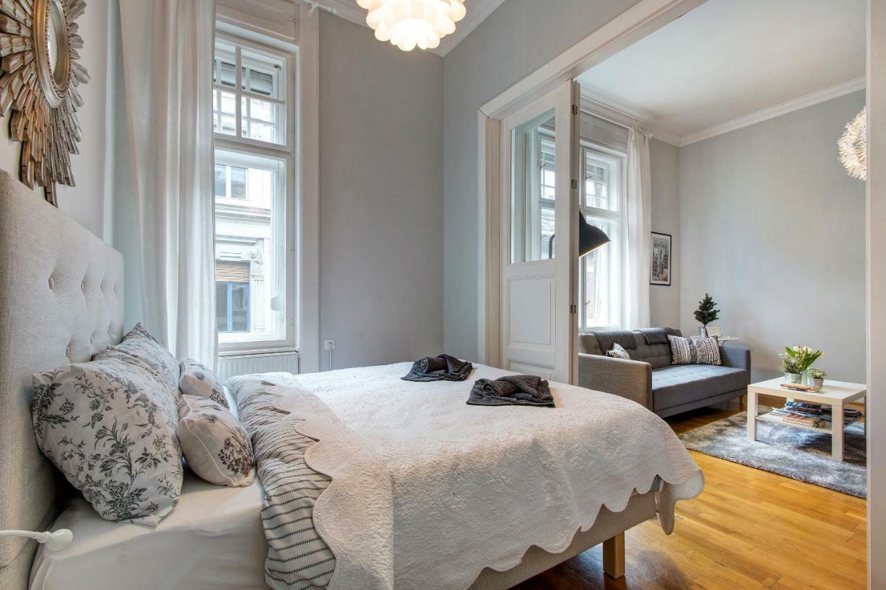 Alma's Romantic Getaway Apartment *